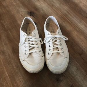 Snappy white Tretorn sneakers - 38.5 eur 8 USA